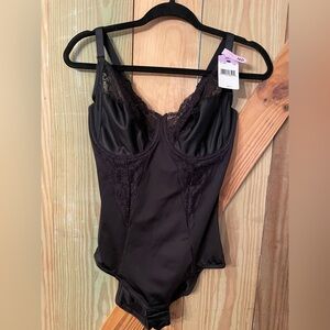 Elegant Black Lace Bodysuit 36D NWT